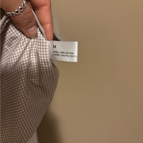 Men’s Saddlebred Vest Size M Beige Tan color. - Picture 2 of 8